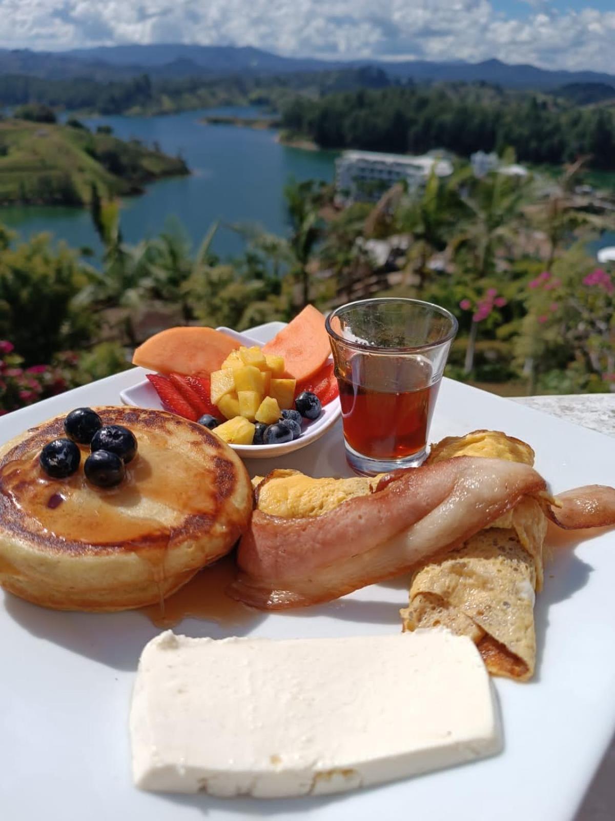Hotel Zocalo Campestre Guatapé 외부 사진